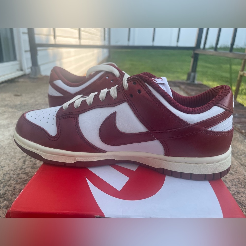 NEW Nike Dunk Low PRM FJ4555-100 Size 6 - Picture 3 of 11